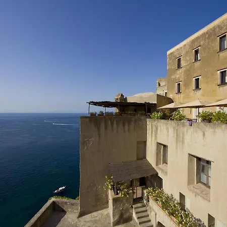 阿尔伯格伊尔莫纳斯泰罗酒店