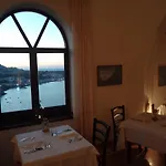Il Monastero ايسكيا
