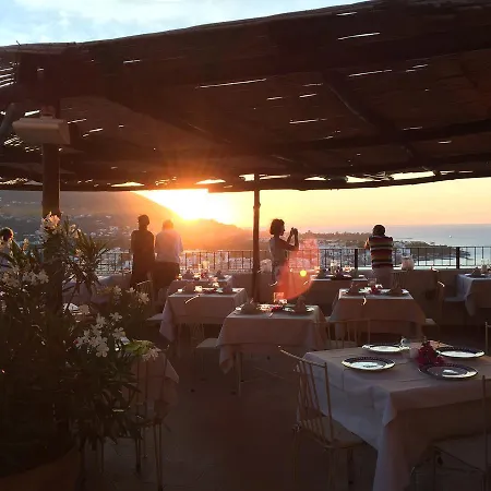 Il Monastero Ischia